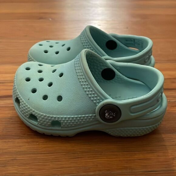 Crocs Green Blue Classic Clog Slip-on Shoe Unisex Toddler Size C5 Comfort Casual - Picture 9 of 12